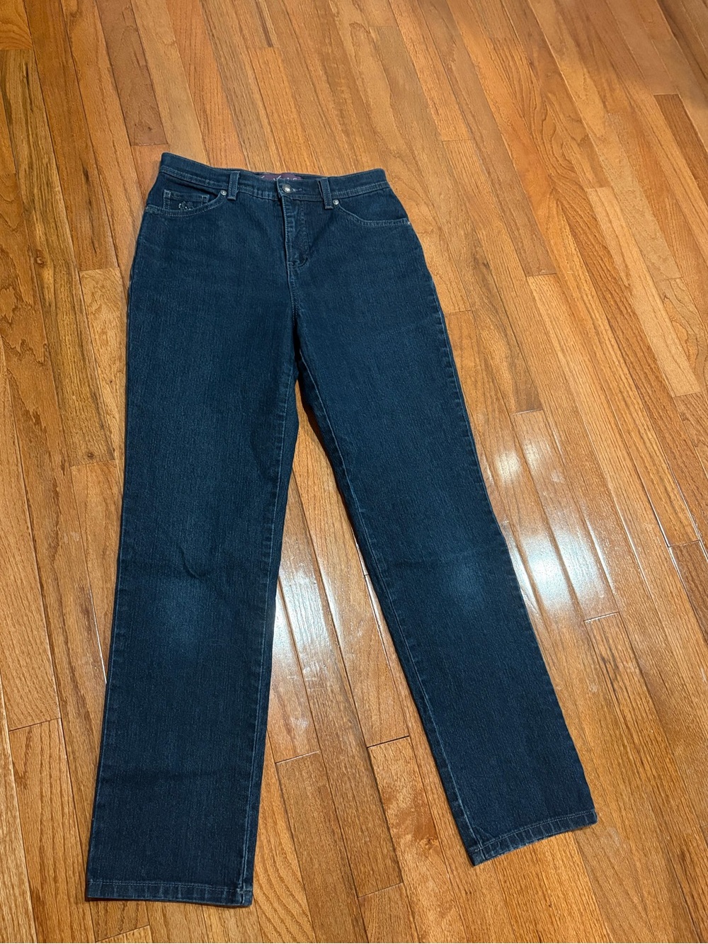 Gloria Vanderbilt Straight-Leg Jeans in Dark Indigo